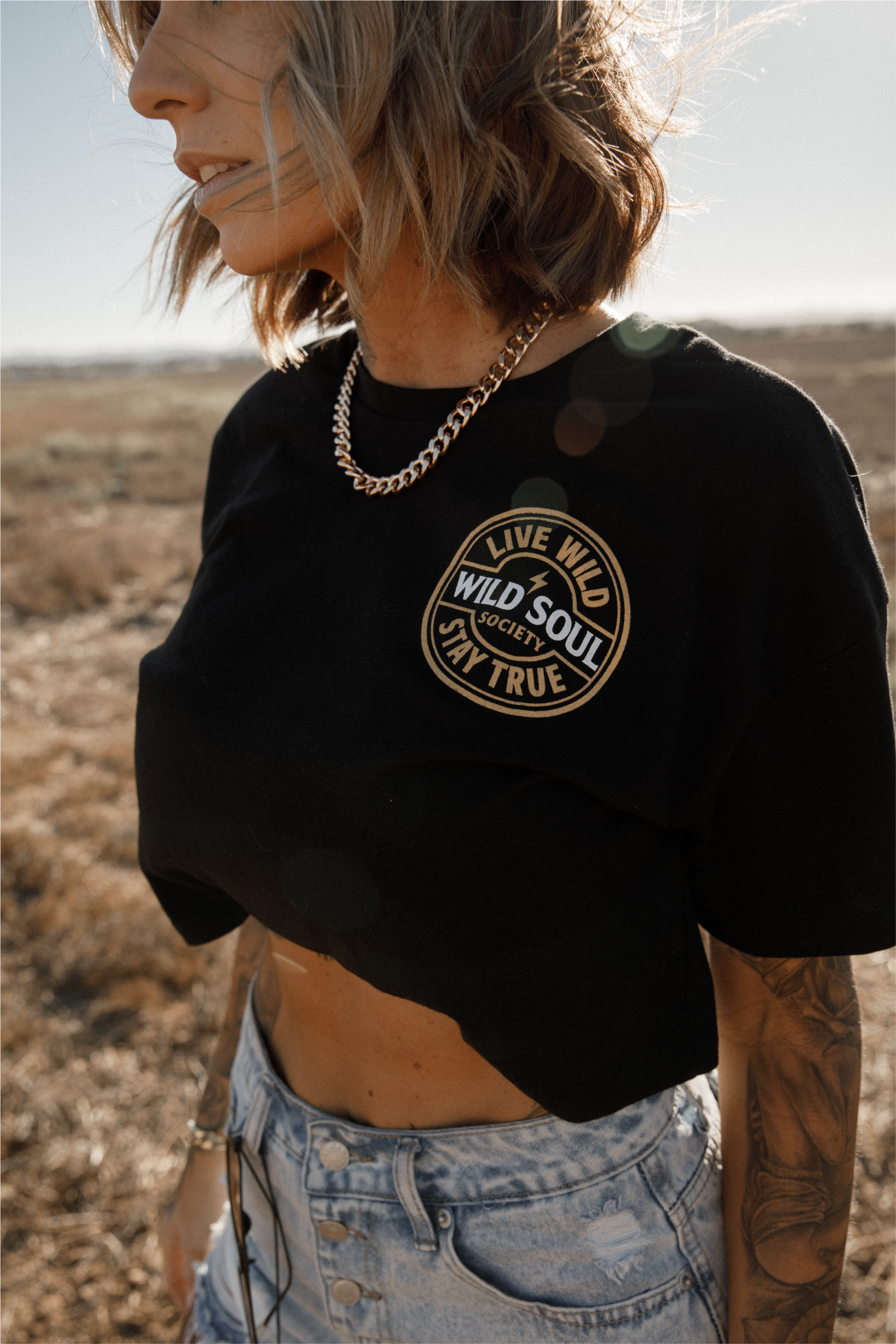 ⚡ Stay True — Cropped Tee