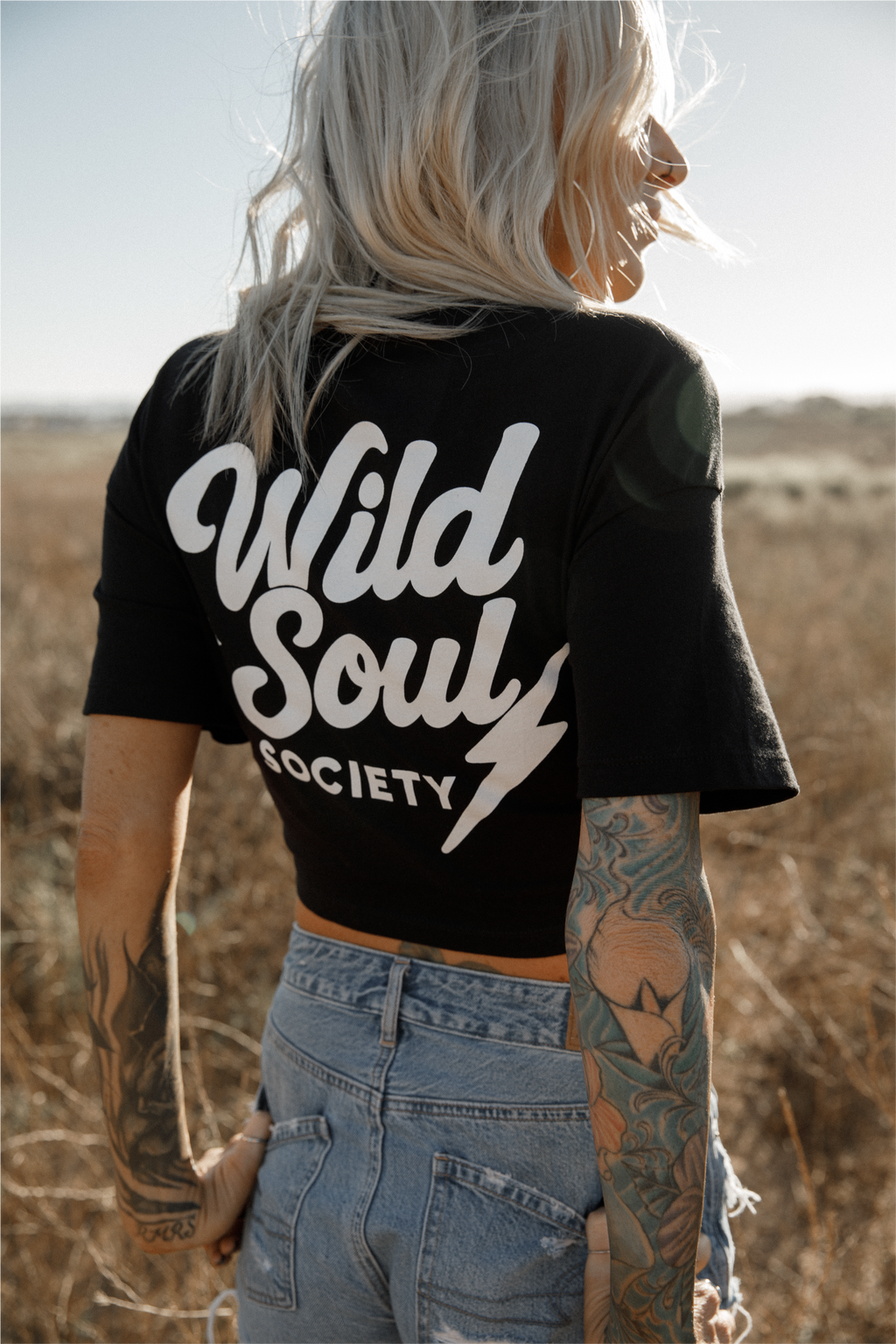 🖤 Pretty Wild — Black Cropped Tee