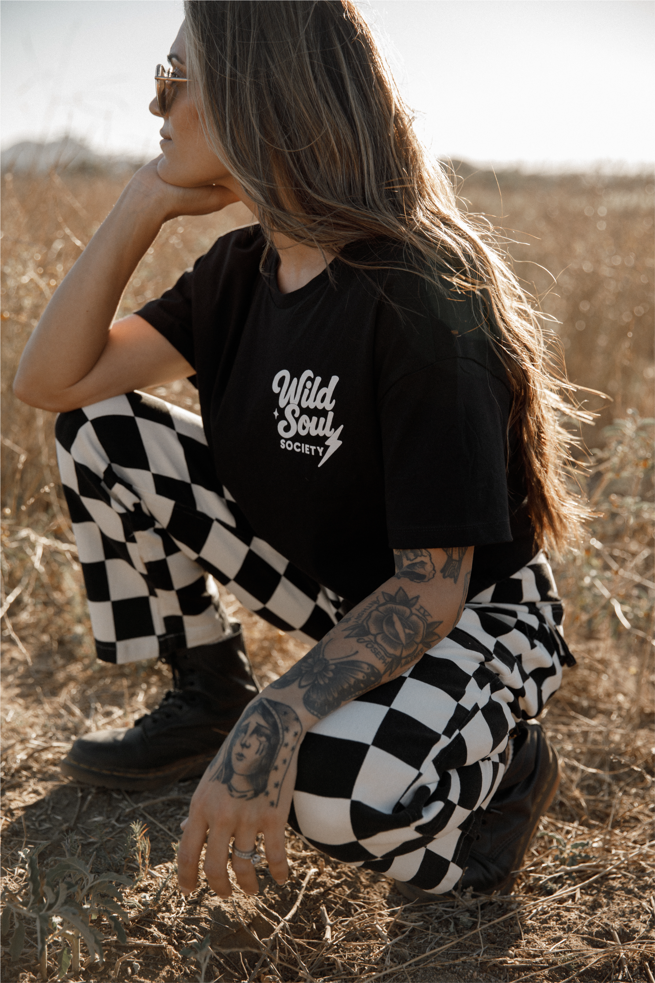 🖤 Pretty Wild — Black Cropped Tee