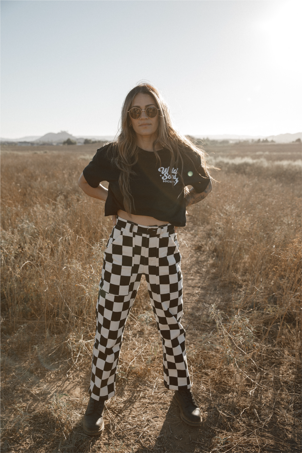 🖤 Pretty Wild — Black Cropped Tee
