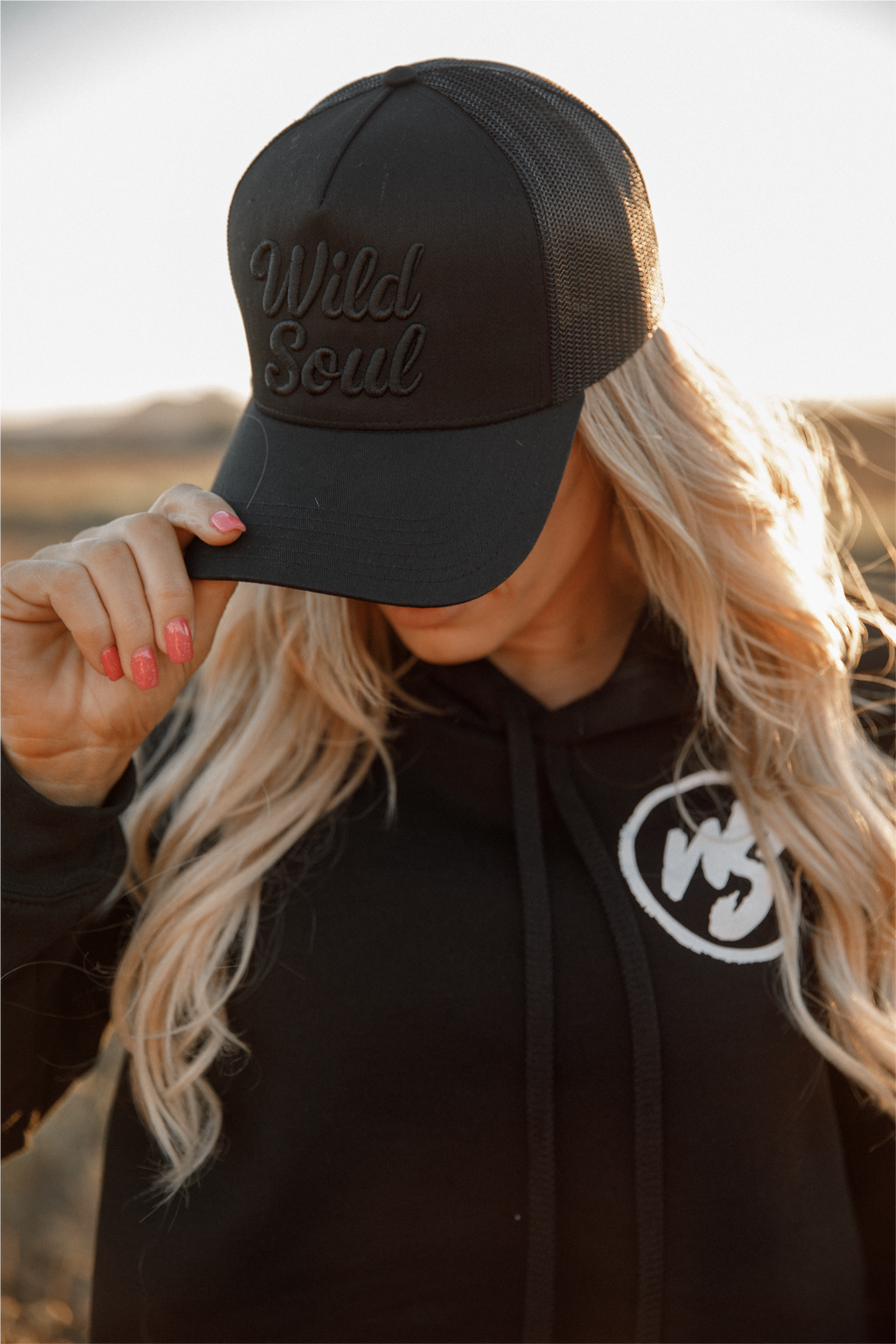 🖤 Stealth Mode — Hat