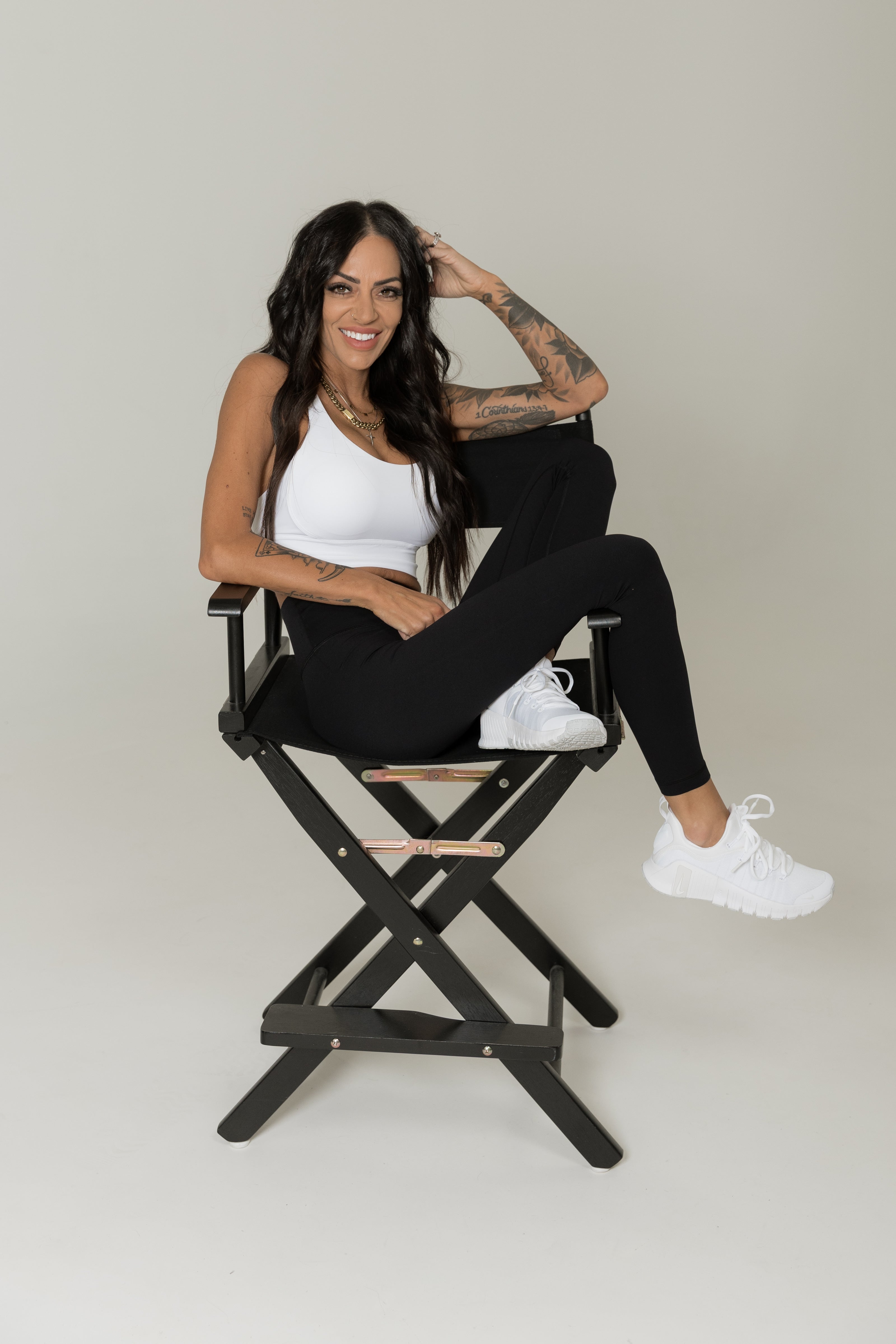 White seamless sports bra women moisture wicking activewear set