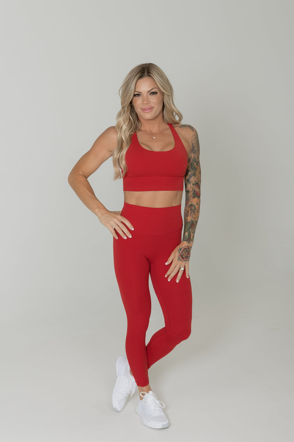 Red seamless sports bra women moisture wicking activewear set